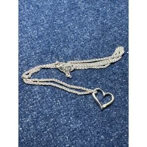 925 Sterling Silver Floating Diamond Chip 16in Heart Necklace